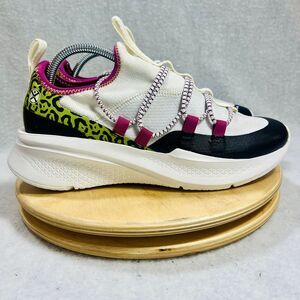 Hush Puppies Spark Bungee Sneaker women’s 7 NWOT WHITE purple Lime Animal Print
